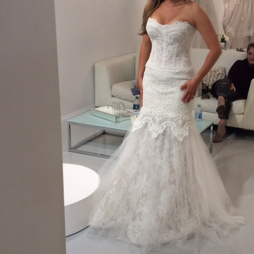 Rivini Leana Couture Wedding Gown - Picture 5 of 8